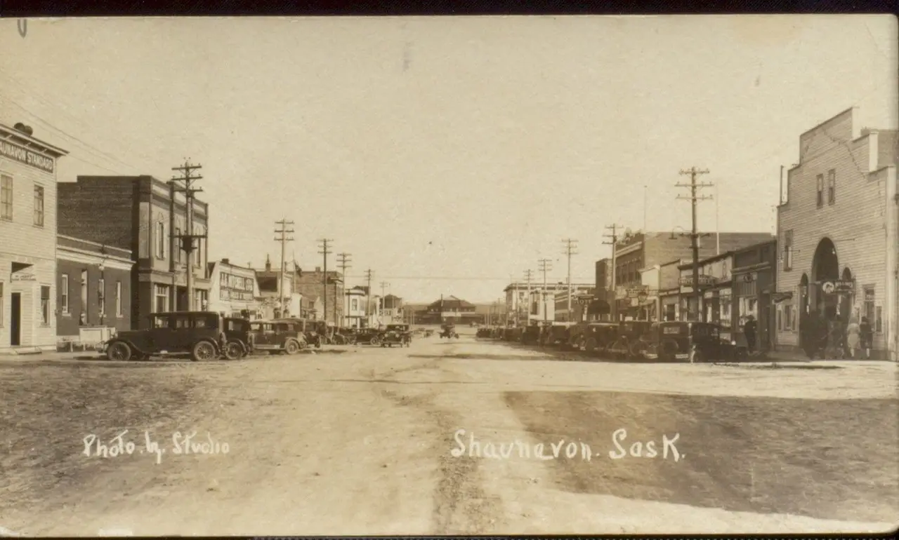 Main Street, Shaunavon, about 1930